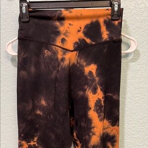 Balance athletica Tie-Dye Leggings - Orange and Black